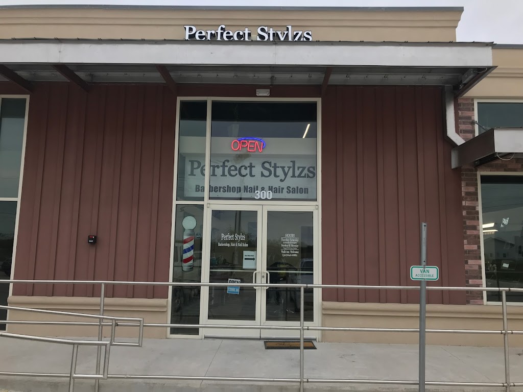 Perfect Stylzs barbershop & beauty Salon | 401 Ed Schmidt Blvd Ste 300, Hutto, TX 78634, USA | Phone: (512) 642-6882