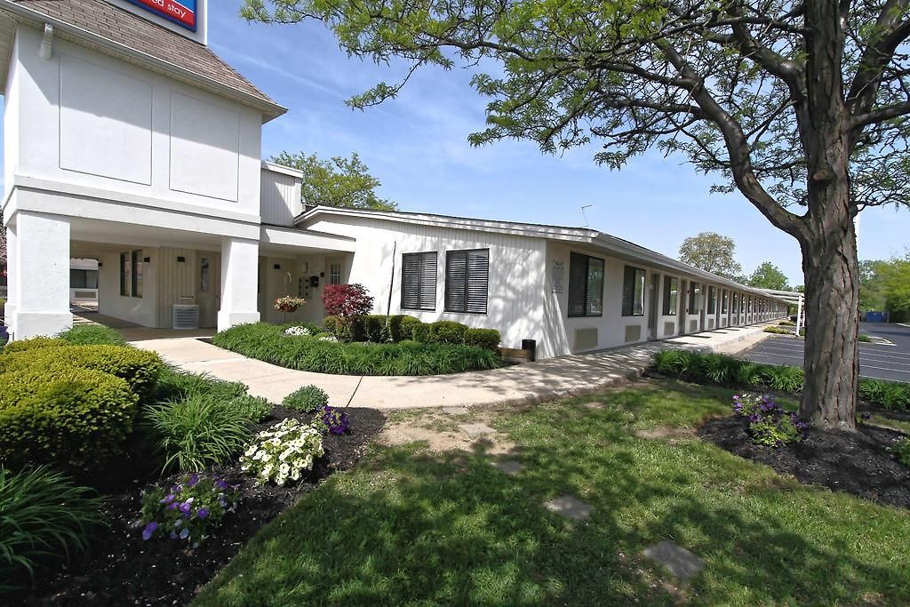 Suburban Extended Stay - Cleveland/Mentor | 7677 Reynolds Rd, Mentor, OH 44060, USA | Phone: (440) 276-6556