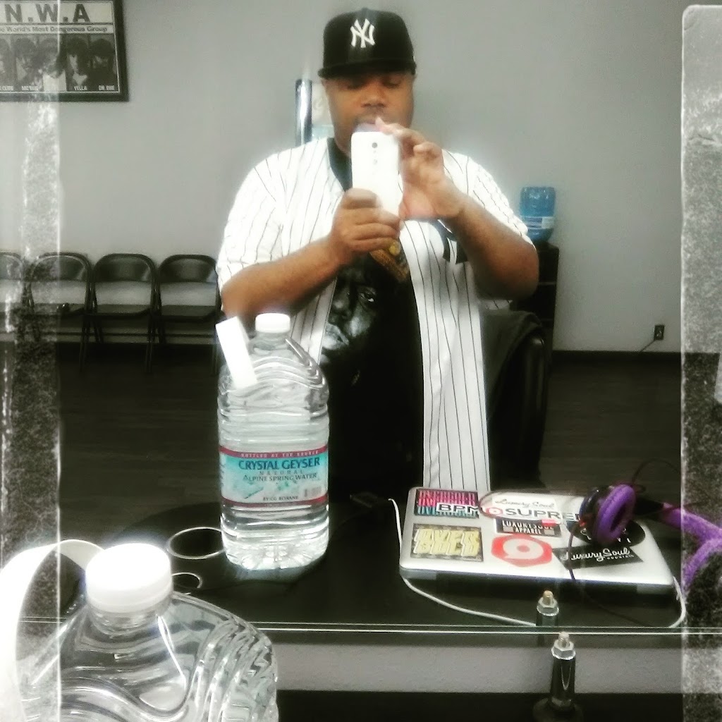 Fade In Full Barbershop | 8037 1/2 Norwalk Blvd, Whittier, CA 90606, USA | Phone: (562) 821-5625