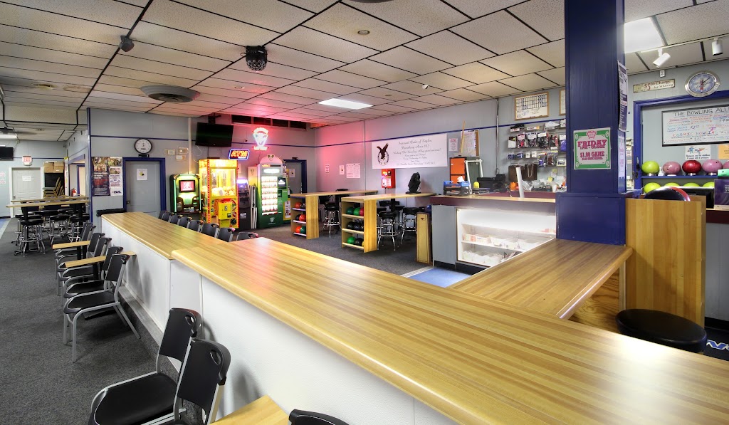 The Bowling Alley | 2237 Boulevard, Colonial Heights, VA 23834, USA | Phone: (804) 526-3862