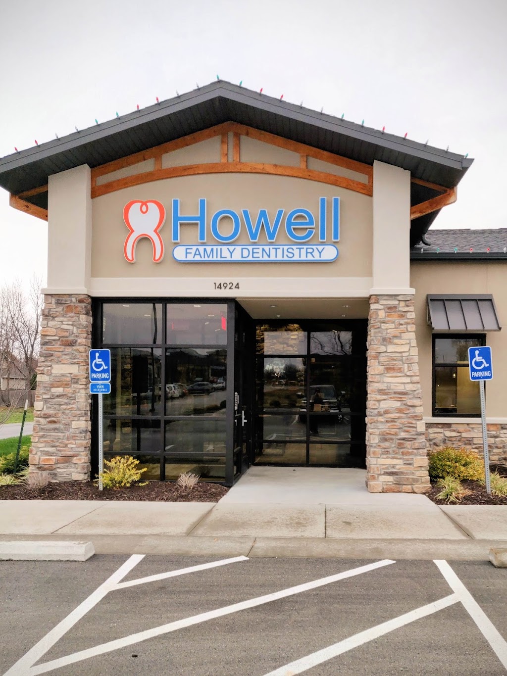 Howell Family Dentistry | 14924 S Black Bob Rd, Olathe, KS 66062, USA | Phone: (913) 390-0077