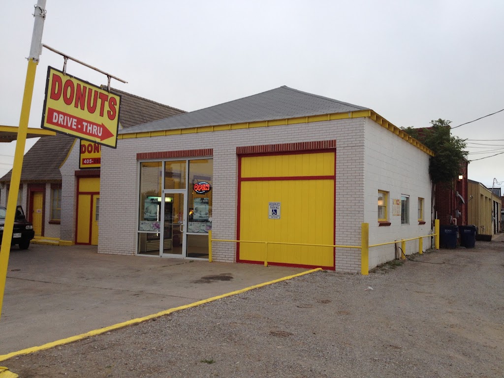 Lee Donut | 301 S Choctaw Ave, El Reno, OK 73036, USA | Phone: (405) 262-2288