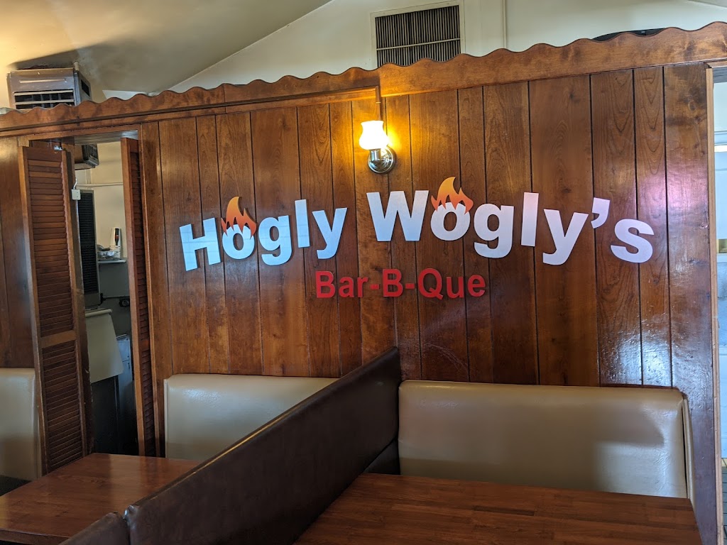Dr. Hogly Woglys Tyler Texas BBQ | 8136 Sepulveda Blvd, Panorama City, CA 91402, USA | Phone: (818) 780-6701
