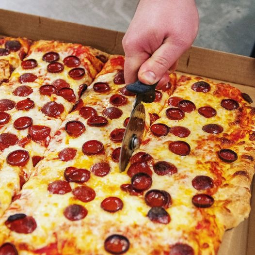 Fatmans Pizza | 2712 Niagara Falls Blvd, Tonawanda, NY 14150 | Phone: (716) 693-7477