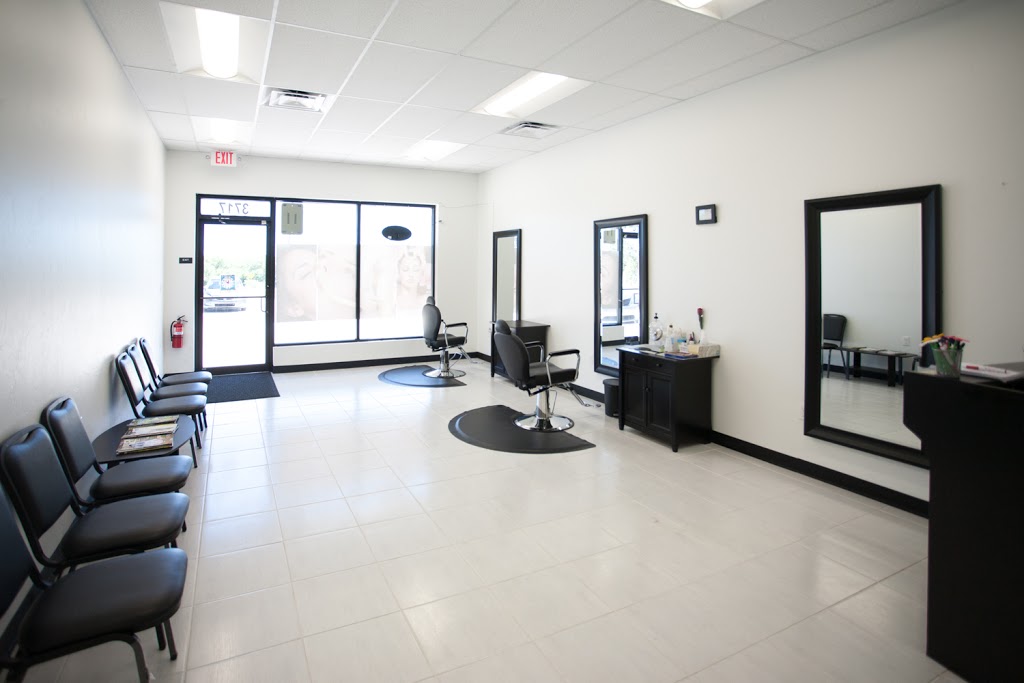 On Fleek Beauty Salon | 3717 E 2nd St, Edmond, OK 73034, USA | Phone: (405) 473-7641