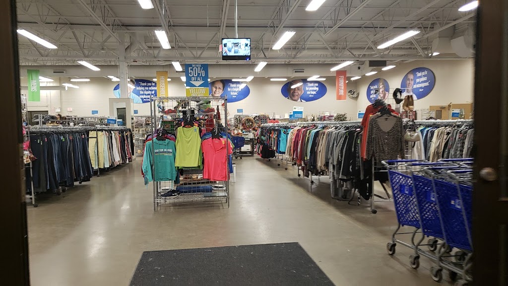 Goodwill Store & Donation Center | 543 E North Ave., Glendale Heights, IL 60139 | Phone: (630) 790-1654