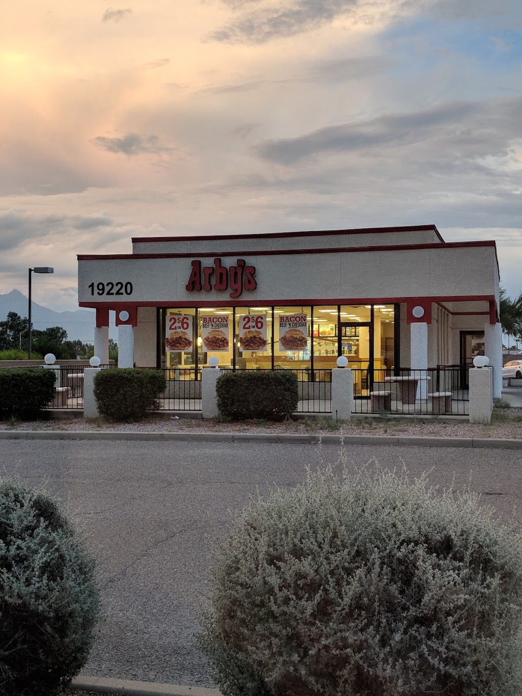 Arbys | 19220 S, I-19, Green Valley, AZ 85614, USA | Phone: (520) 648-7774