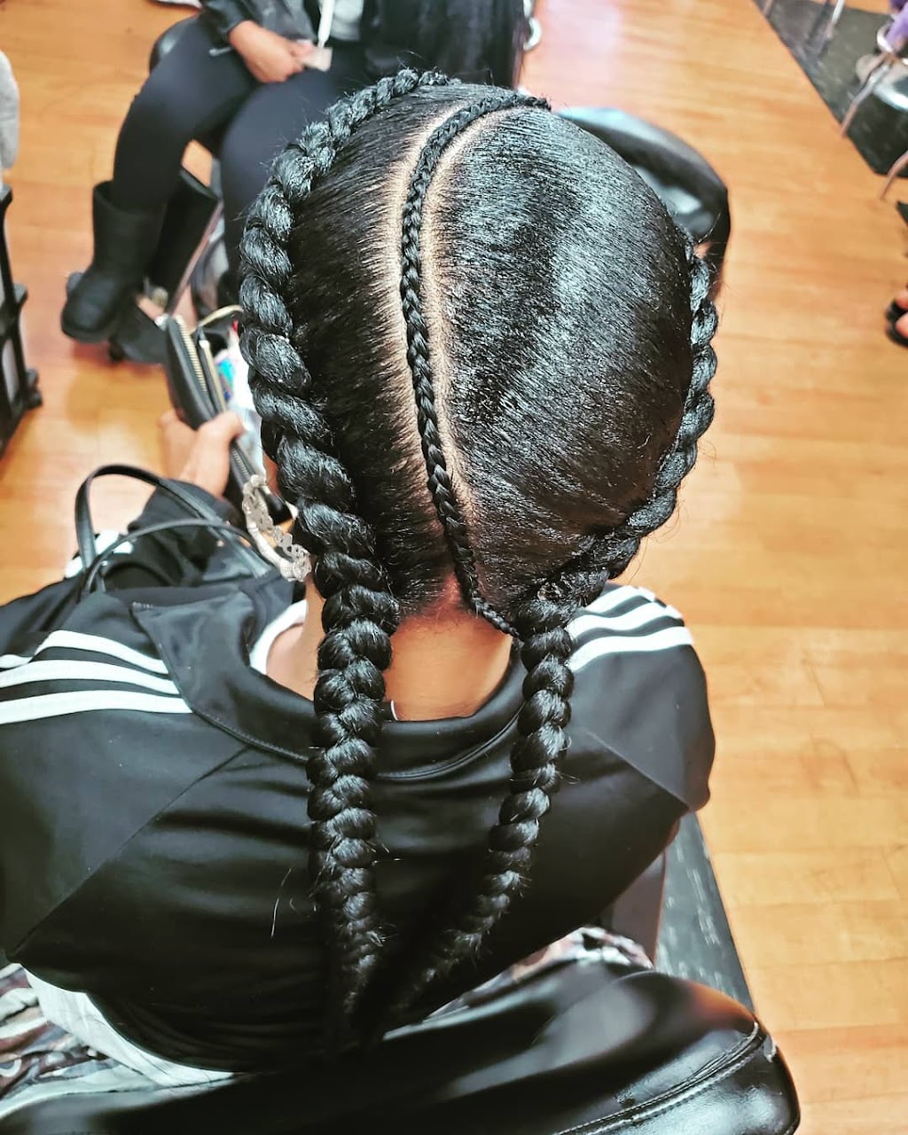 Marie Frances Hair Braiding | 5858 Silver Hill Rd, District Heights, MD 20747, USA | Phone: (301) 420-5870