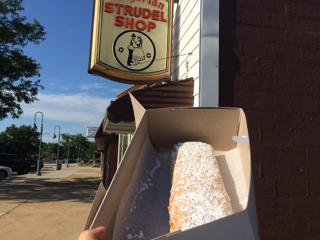 Hungarian Strudel Shop | 6816 Park Ave, Allen Park, MI 48101, USA | Phone: (313) 383-3440