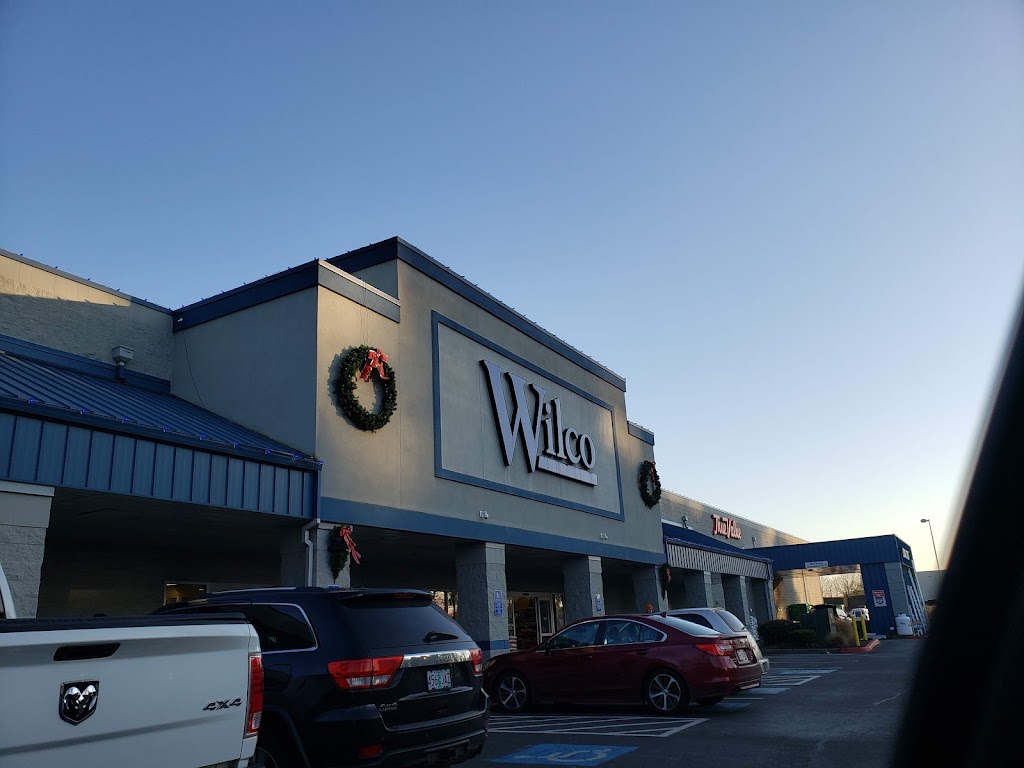 Wilco Farm Store | 197 SE Hazeldell Way, Canby, OR 97013, USA | Phone: (503) 266-2213