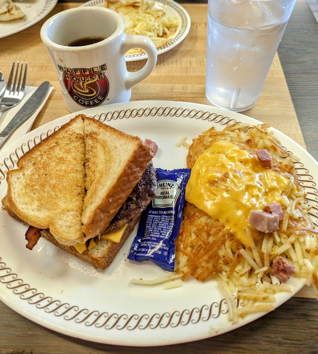 Waffle House | 980 J Clyde Morris Blvd, Newport News, VA 23601, USA | Phone: (757) 599-5985