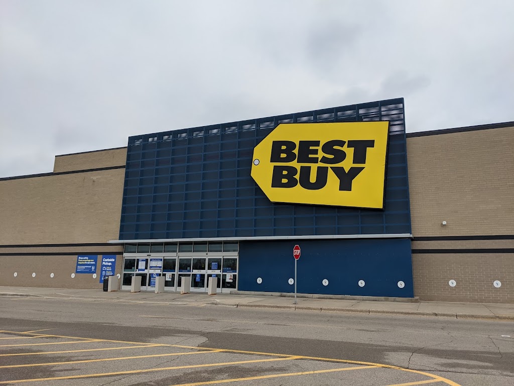 Best Buy | 15300 Cedar Ave, Apple Valley, MN 55124, USA | Phone: (952) 431-2466