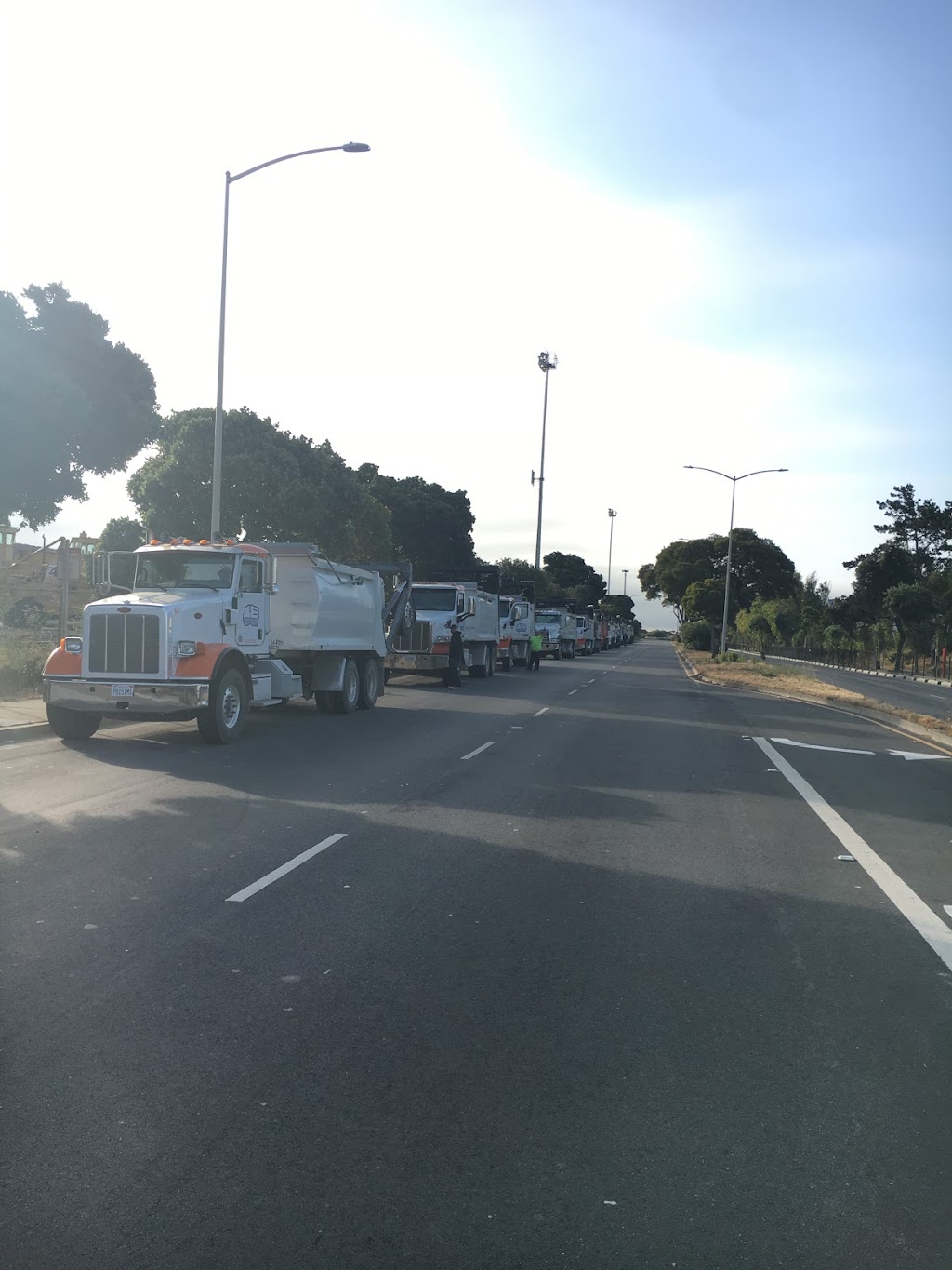 18 Trucking | 2207, 2347, 2417 Dunn Rd, Hayward, CA 94545, USA | Phone: (510) 786-1818