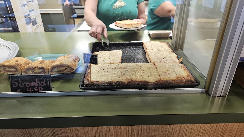 Nicks Pizza & Pasta | 44 W Main St, Bergenfield, NJ 07621, USA | Phone: (201) 385-9240