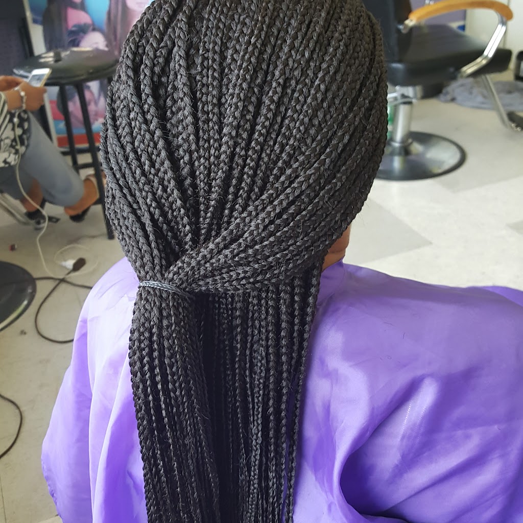 Yatu African Hair Braiding | 4515 Village Fair Drive #E10, Big T Plaza, Dallas, TX 75224, USA | Phone: (214) 715-4411