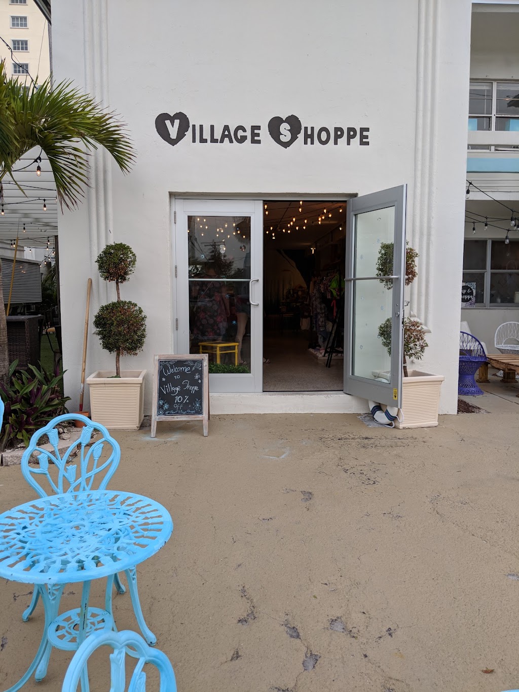 Village Shoppe | 600 Breakers Ave, Fort Lauderdale, FL 33304, USA | Phone: (469) 235-1265