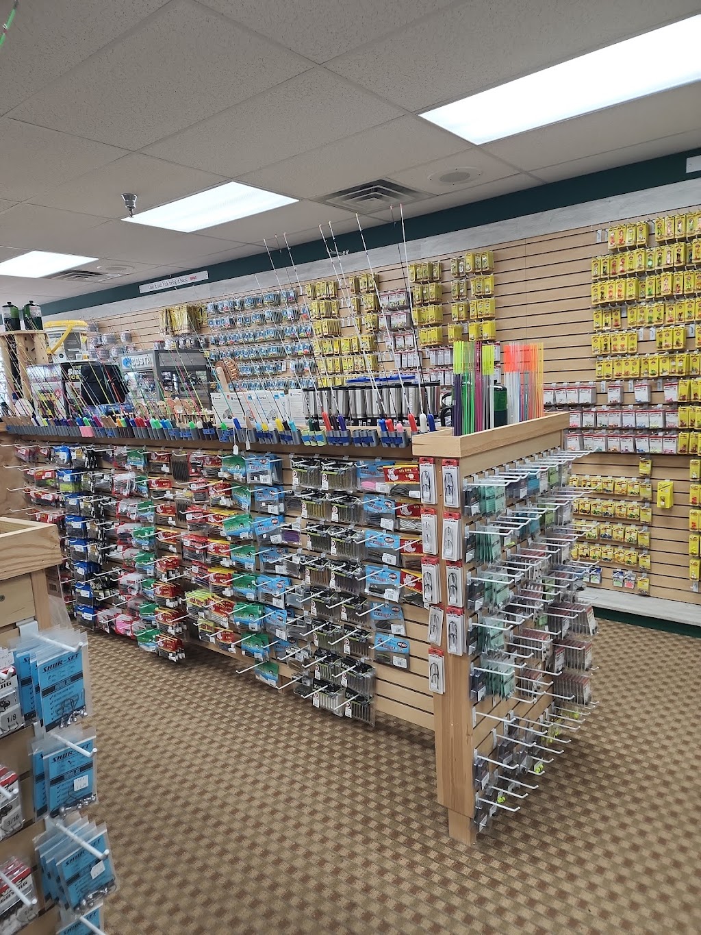 DH Custom Rods & Tackle South | 3445 Shoreline Dr, Wayzata, MN 55391, USA | Phone: (952) 471-7637