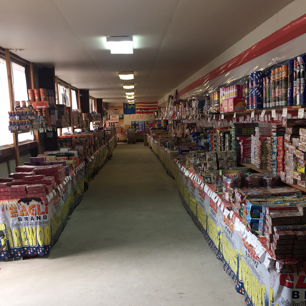 Eagle Fireworks | 24 Hodge Dr, Nicholson, MS 39463, USA | Phone: (601) 798-9291