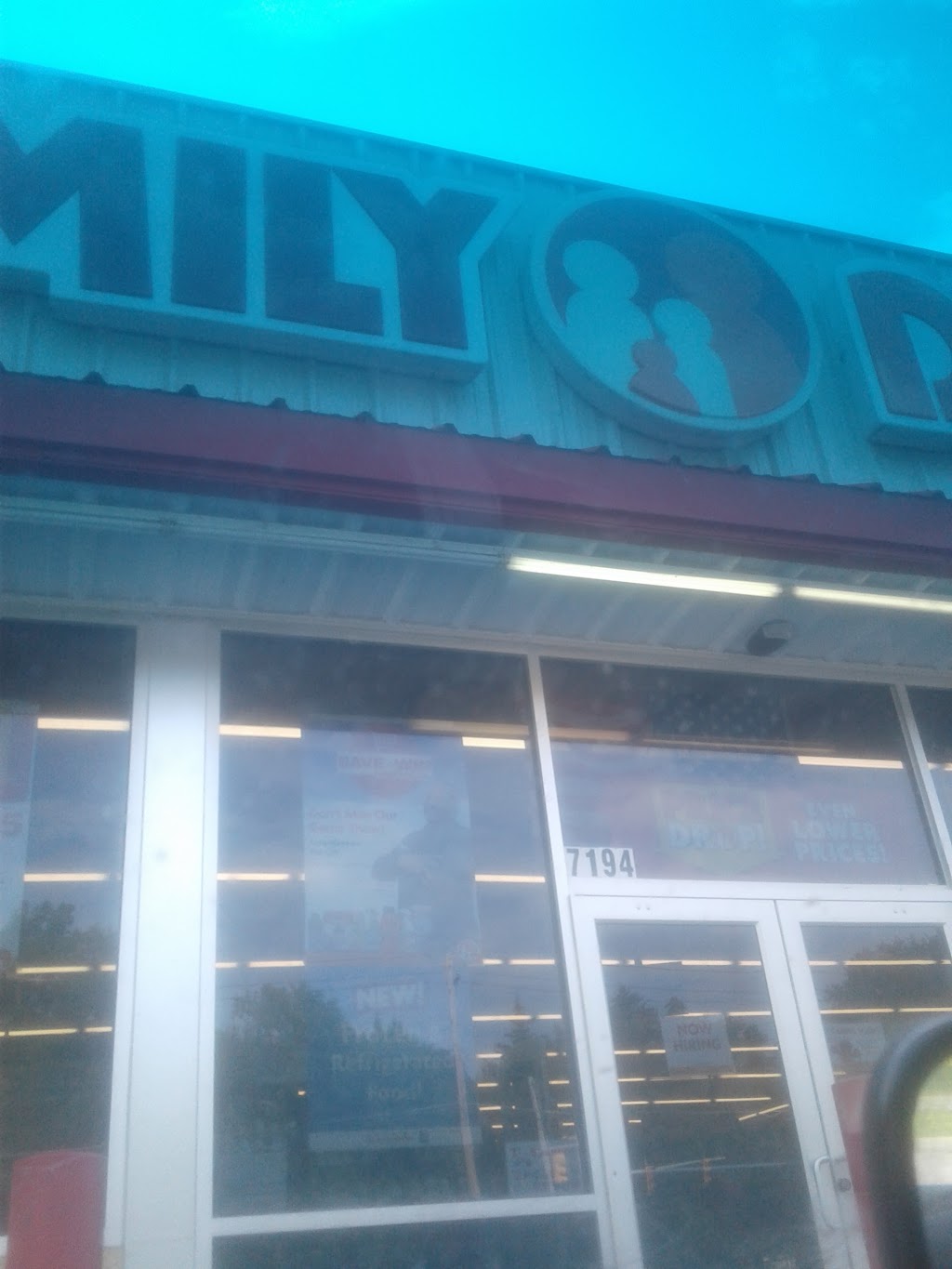 Family Dollar | 7194 Columbia Rd, Olmsted Township, OH 44138, USA | Phone: (440) 782-2769