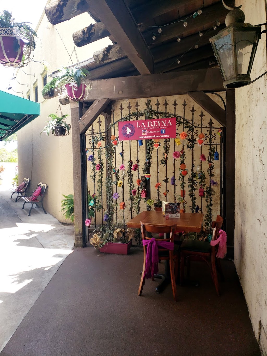 La Reyna - Authentic Mexican Cuisine | 5822 S Flamingo Rd, Cooper City, FL 33330, USA | Phone: (954) 616-8457