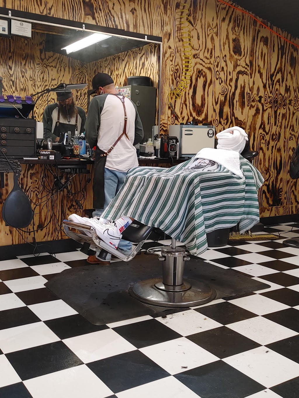Burning Beard Barbershop | 4980 Oak Grove Rendon Rd, Burleson, TX 76028, USA | Phone: (817) 541-9900