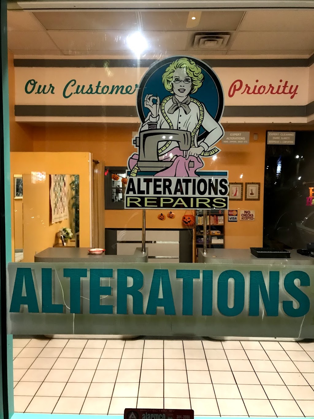 Express Cleaners & Alterations | 8370 W Cheyenne Ave Ste 110, Las Vegas, NV 89129, USA | Phone: (702) 396-3332