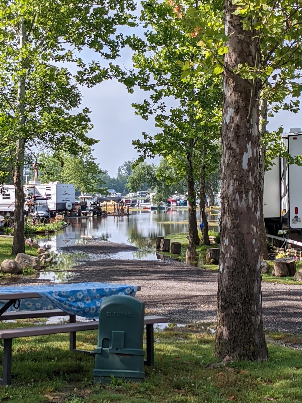 Blue Lake Campground | 5453 N Blue Lake Rd, Churubusco, IN 46723, USA | Phone: (260) 693-2265