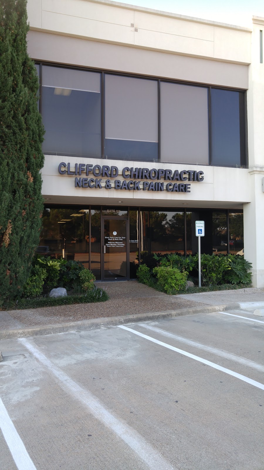 Clifford Pain Relief Chiropractic | 4222 Trinity Mills Rd #106, Dallas, TX 75287, USA | Phone: (972) 934-1660