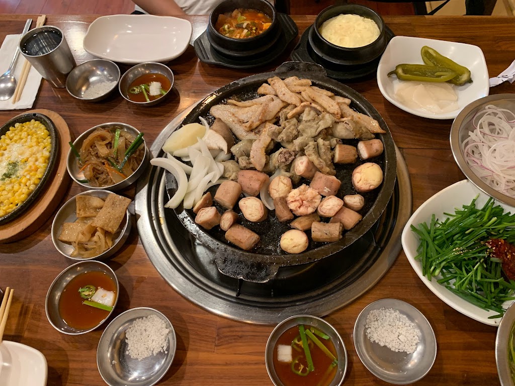 SongHak Korean BBQ - Koreatown | 356 S Western Ave #201, Los Angeles, CA 90020, USA | Phone: (213) 529-4008