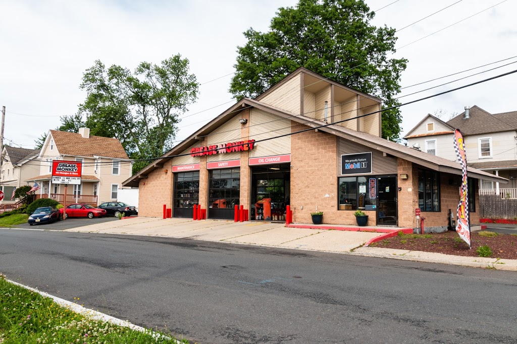 Grease Monkey | 8 Fritz Pl, North Plainfield, NJ 07060, USA | Phone: (908) 755-4666