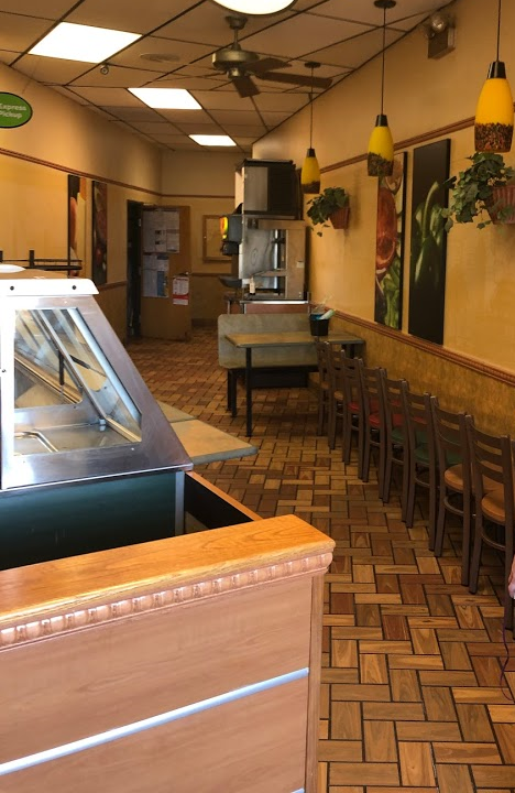 Subway | 47075 Van Dyke Ave, Shelby Township, MI 48317, USA | Phone: (586) 726-9390