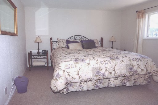 Beach View Cottage | 22035 E Cliff Dr, Santa Cruz, CA 95062 | Phone: (831) 818-8651