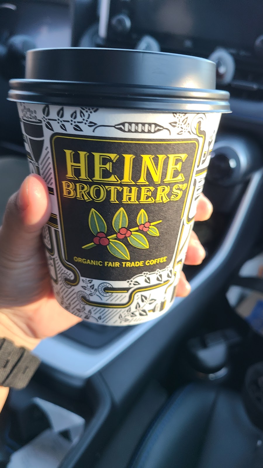 Heine Brothers Coffee - State Street | 414 W Daisy Ln, New Albany, IN 47150, USA | Phone: (812) 590-1732