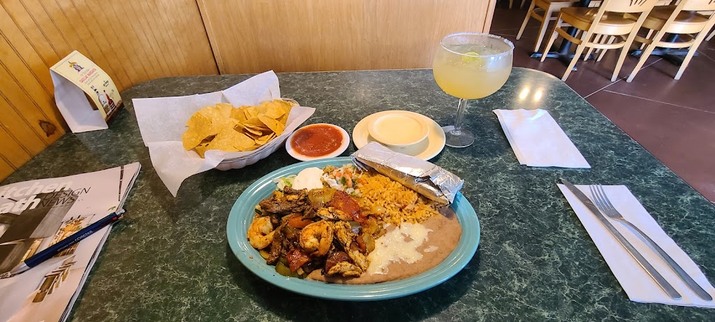 Dos Primos Mexican Restaurant | 624 N Main St, OFallon, MO 63366, USA | Phone: (636) 978-0130