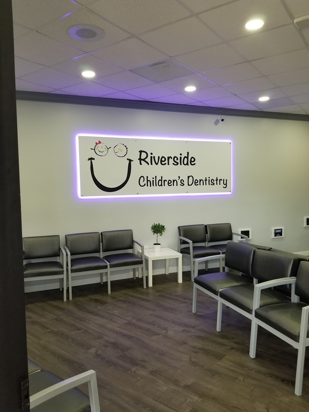 Riverside Childrens Dentistry | 4960 Arlington Ave suite a, Riverside, CA 92504, USA | Phone: (951) 977-9992