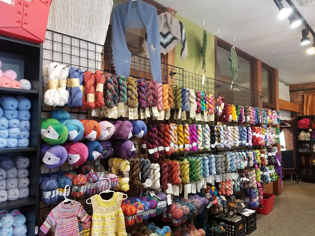 Darn Knit Anyway | 423 Main St S, Stillwater, MN 55082, USA | Phone: (651) 342-1386