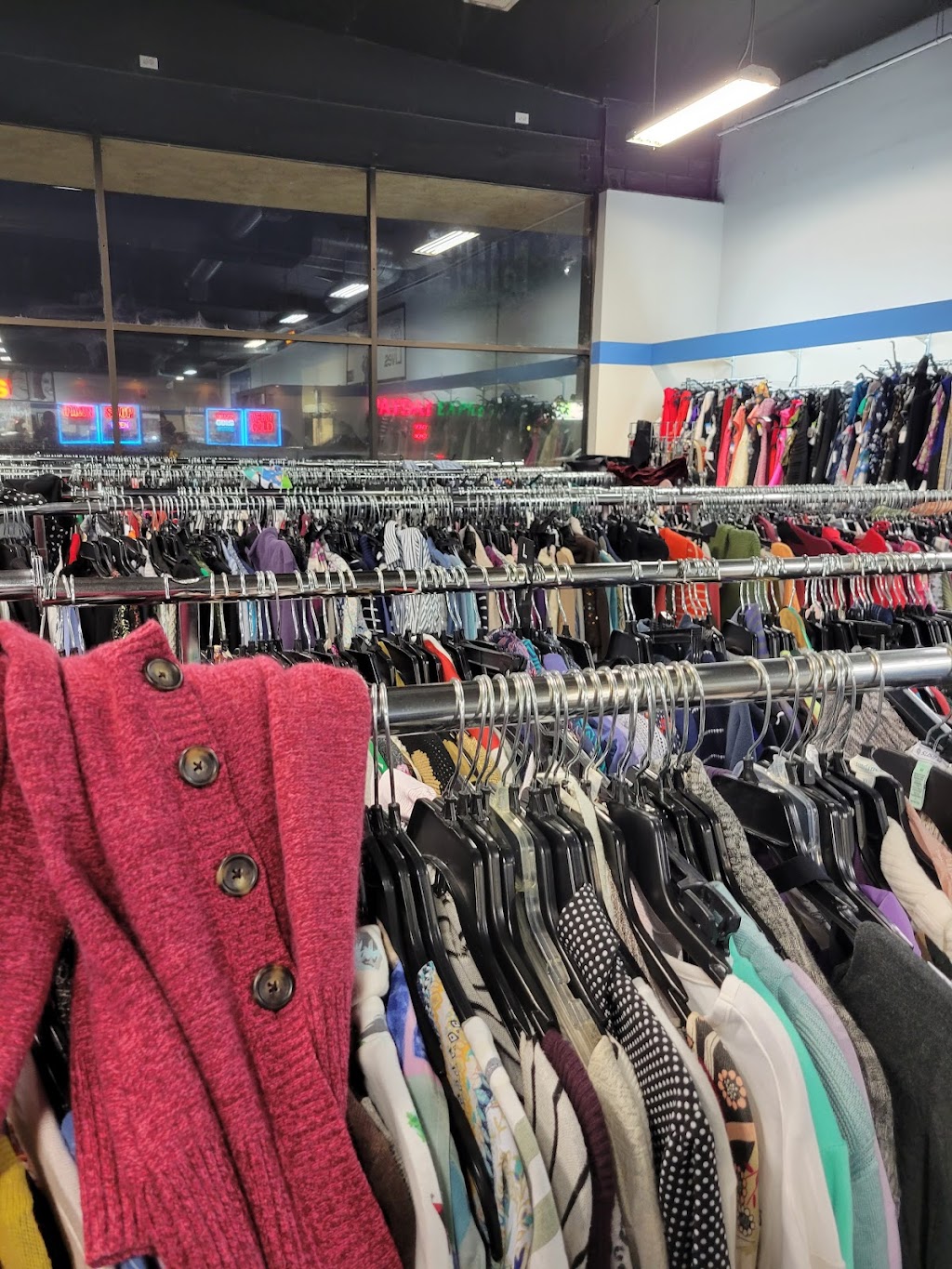 Goodwill Southern California Store & Donation Center | 557 N Azusa Ave, West Covina, CA 91791, USA | Phone: (626) 214-7592