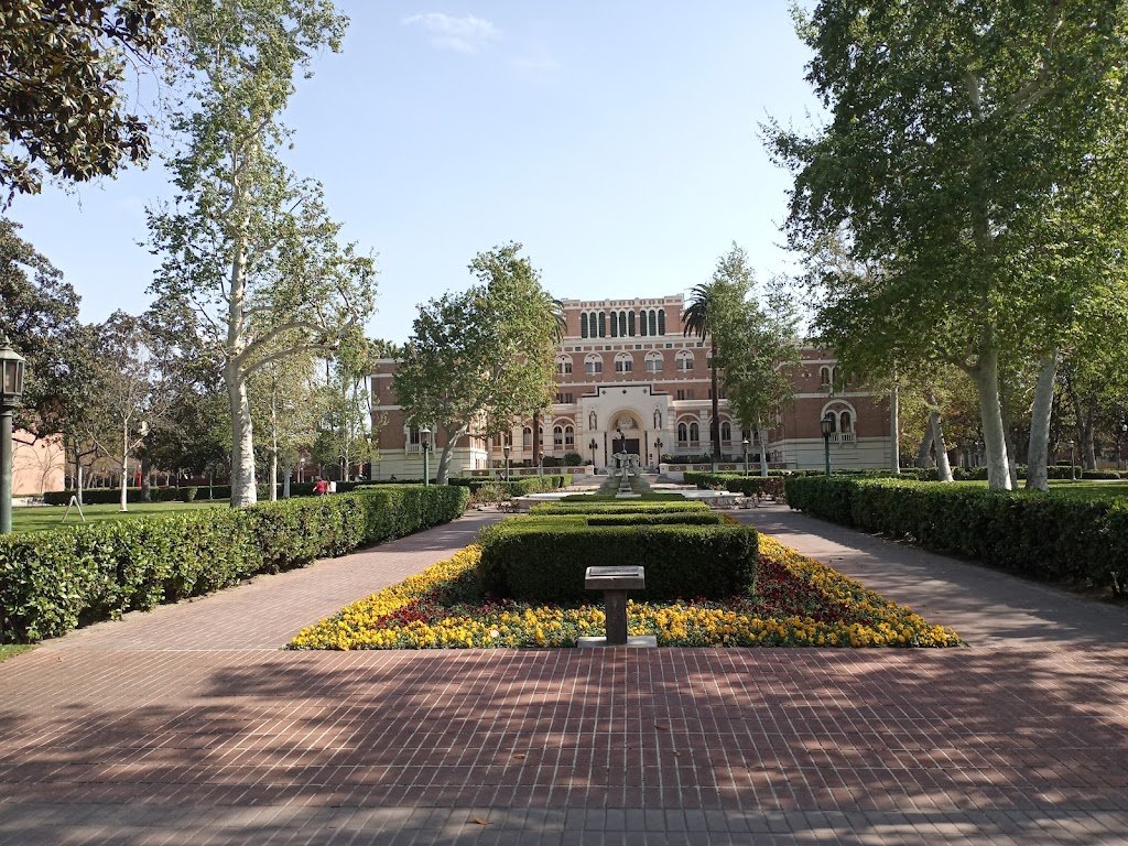 Doheny Memorial Library | 3550 Trousdale Pkwy, Los Angeles, CA 90089, USA | Phone: (213) 740-2543