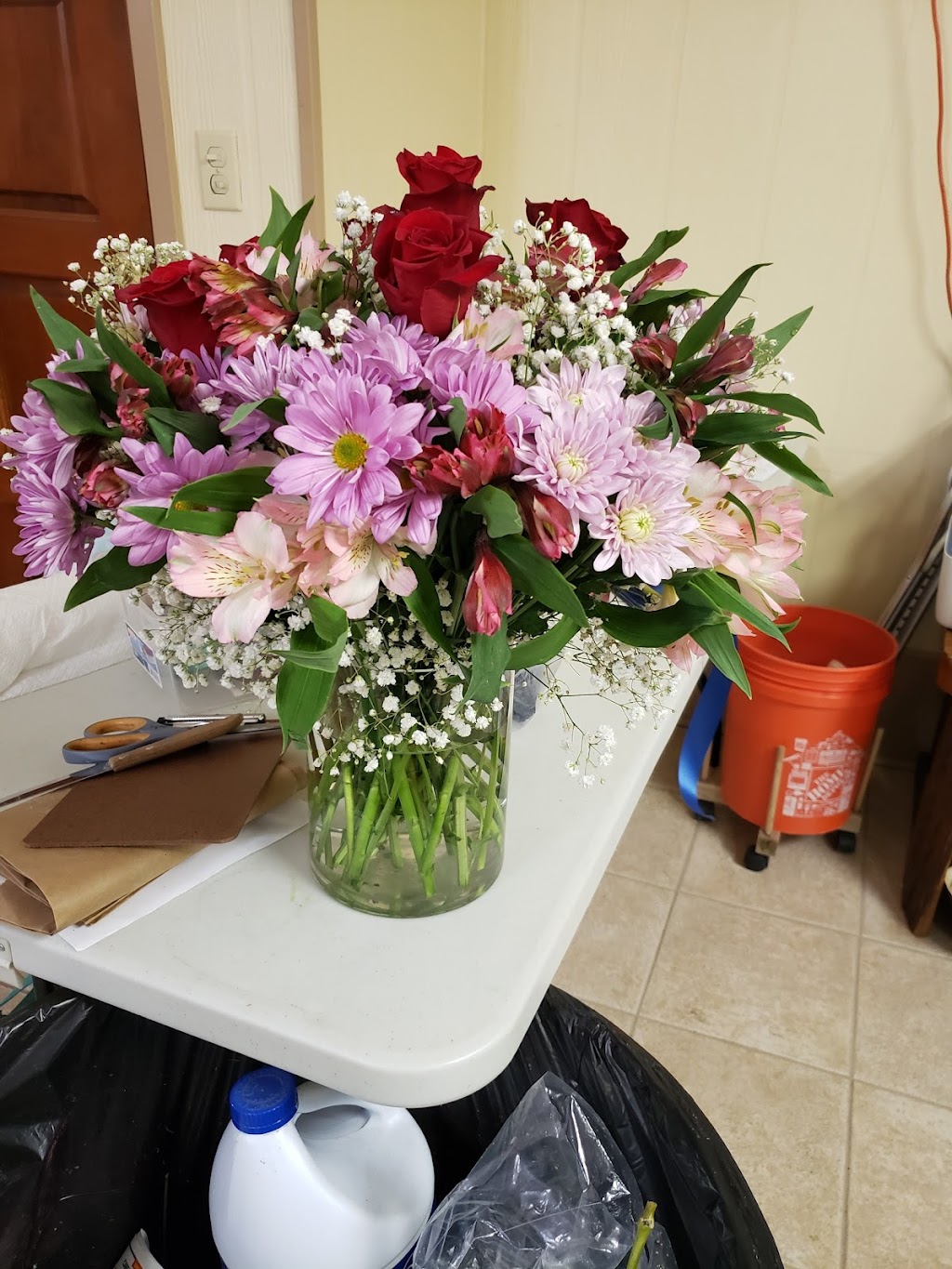 Lenoras Flowers & Gifts | 3887 Privateer Blvd, Barataria, LA 70036, USA | Phone: (504) 689-2210