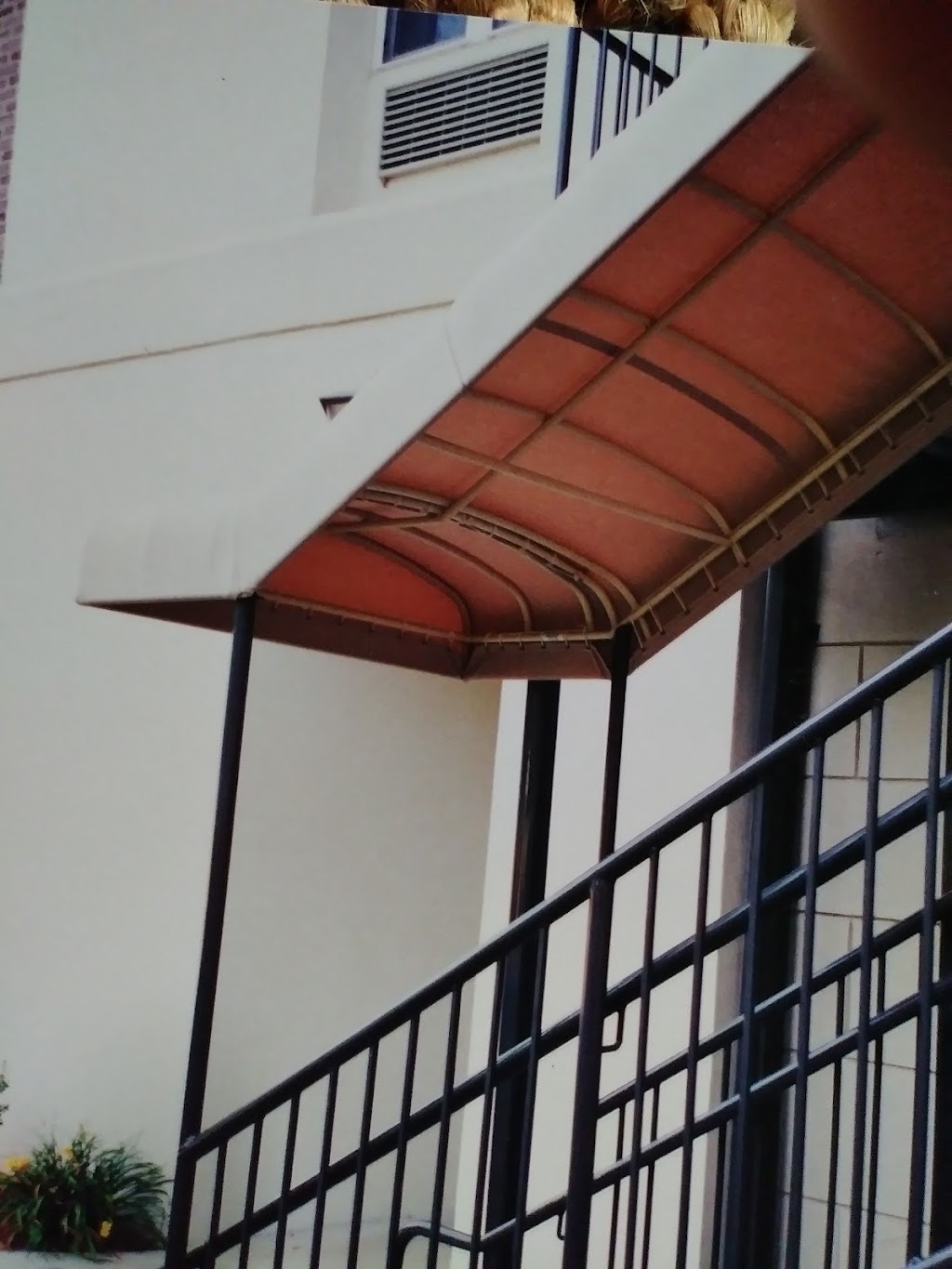 Kleins Awnings and Upholstery | 11111 Chalkley Rd, Chester, VA 23831, USA | Phone: (434) 258-9970