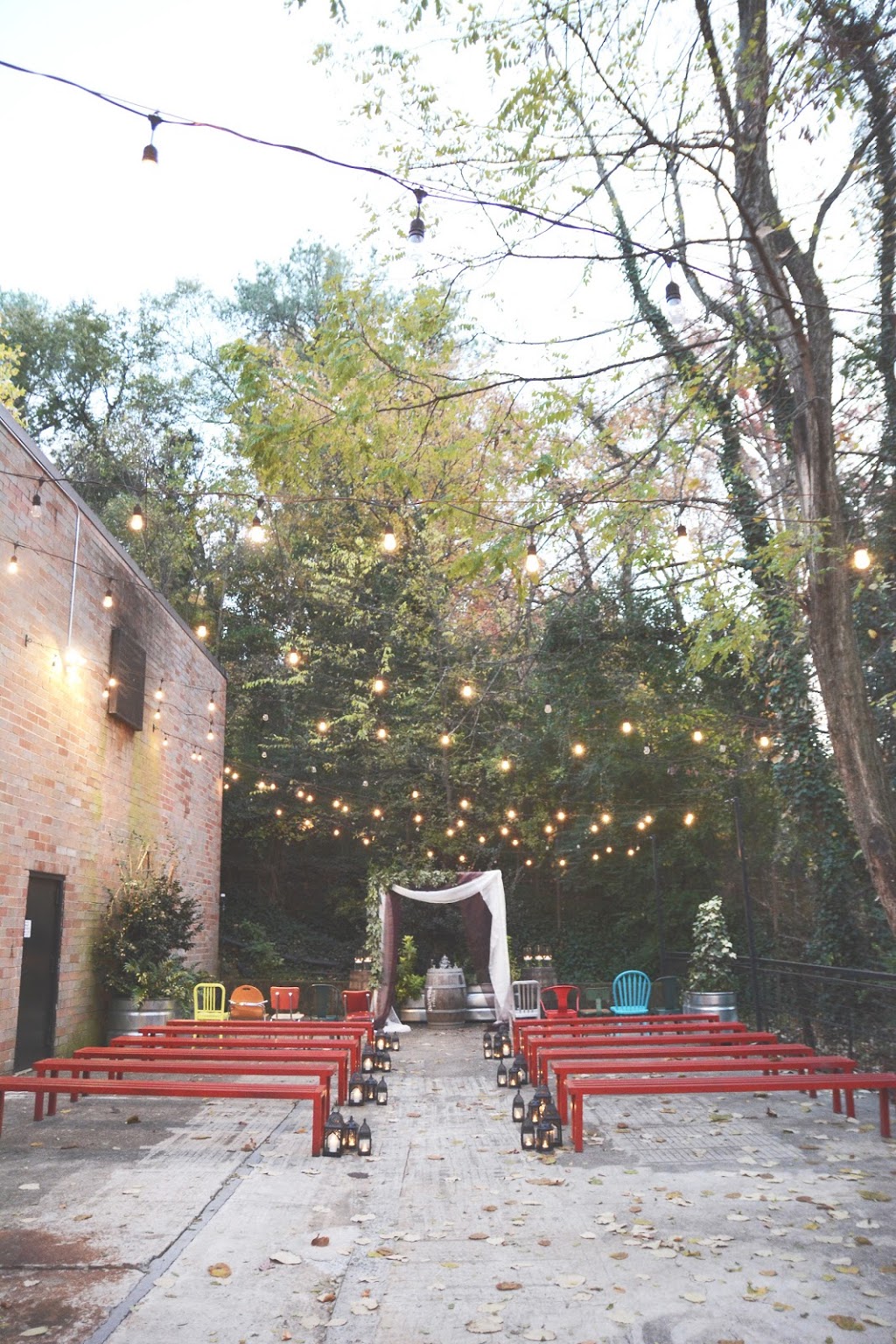 A Peachy Keen Wedding | Piedmont Village, 2800 Canton Rd #600, Marietta, GA 30066, USA | Phone: (404) 964-3636