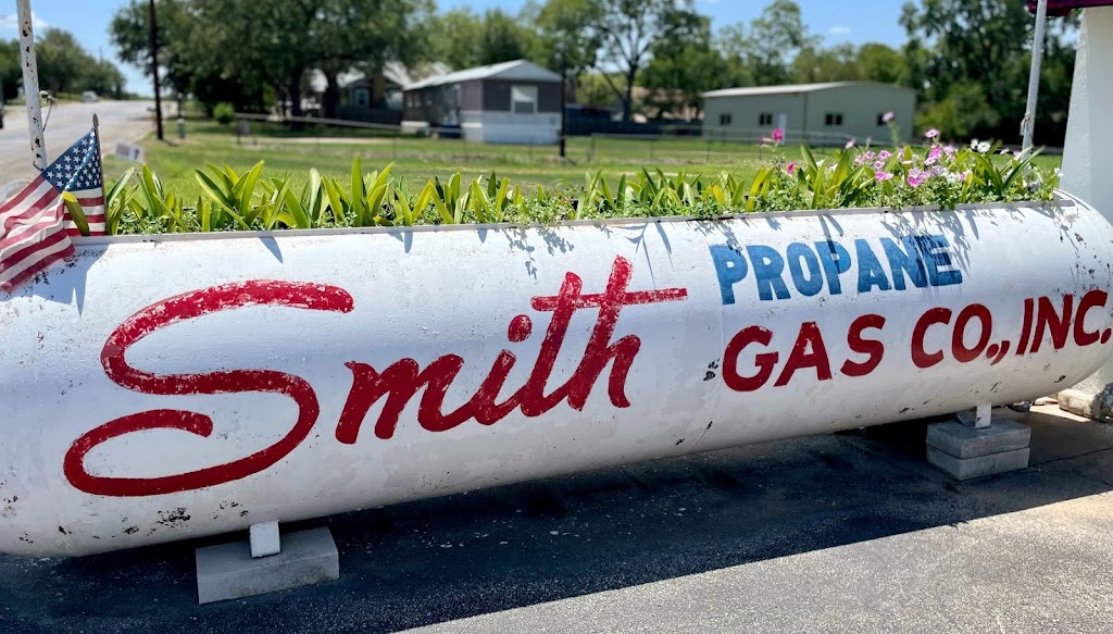 Smith Gas Company | 1607 3rd St, Floresville, TX 78114, USA | Phone: (830) 393-2533