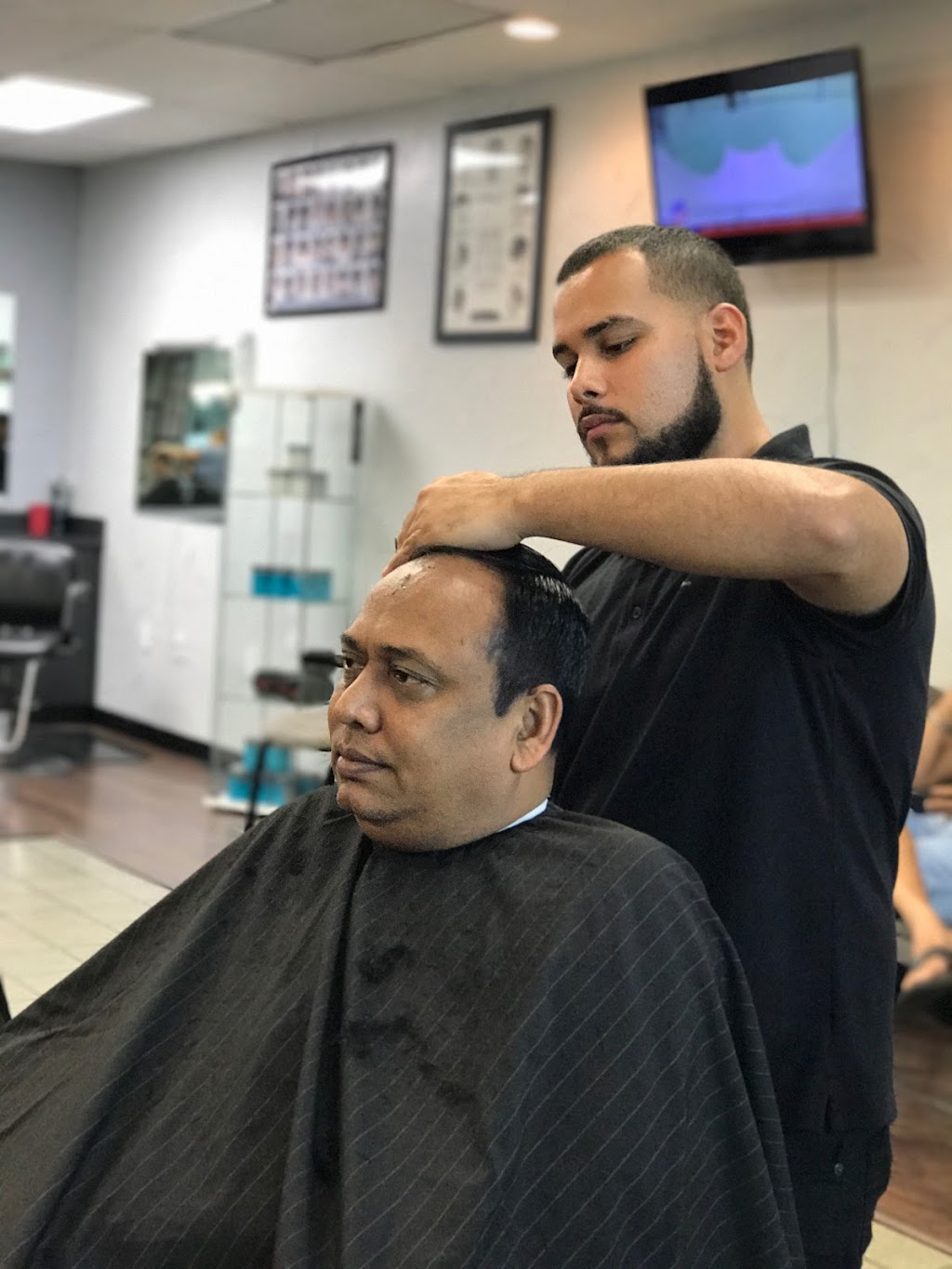 Dade City Barbershop & Beauty | 12876 US-301, Dade City, FL 33525, USA | Phone: (352) 437-4956