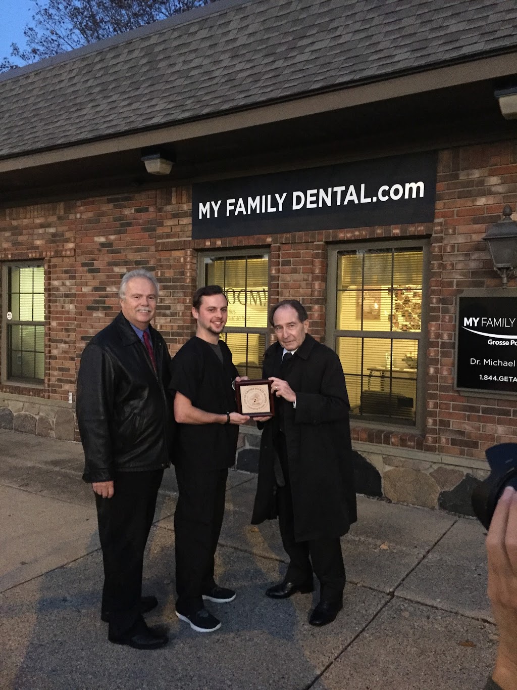 My Family Dental Grosse Pointe | 21308 Mack Ave, Grosse Pointe Woods, MI 48236, USA | Phone: (313) 881-8080