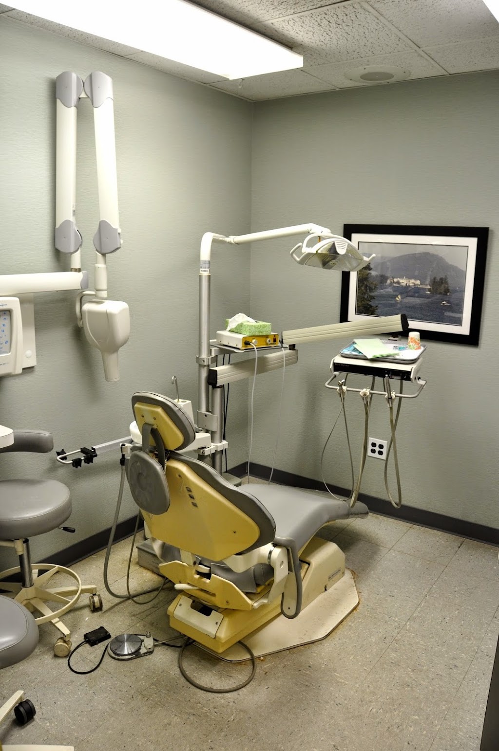 Lynbrook Family Dental: Jeffrey W. Fox, D.D.S. | 200 Atlantic Ave, Lynbrook, NY 11563, USA | Phone: (516) 599-3120