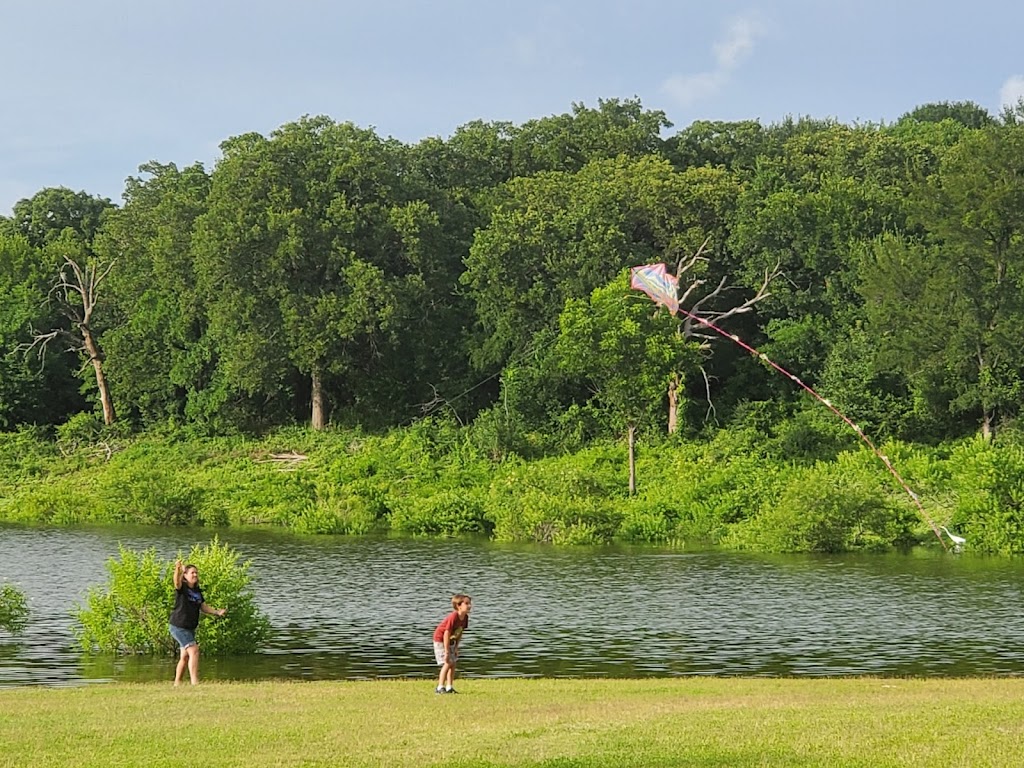 The Vineyards Campground & Cabins | 1501 N Dooley St, Grapevine, TX 76051, USA | Phone: (888) 329-8993