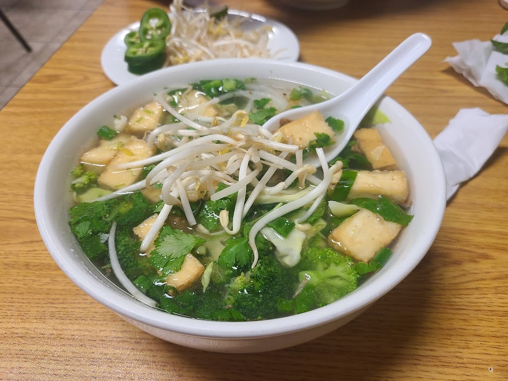 Phở Saigon | 816 U.S. Hwy 190, Covington, LA 70433 | Phone: (985) 871-3954