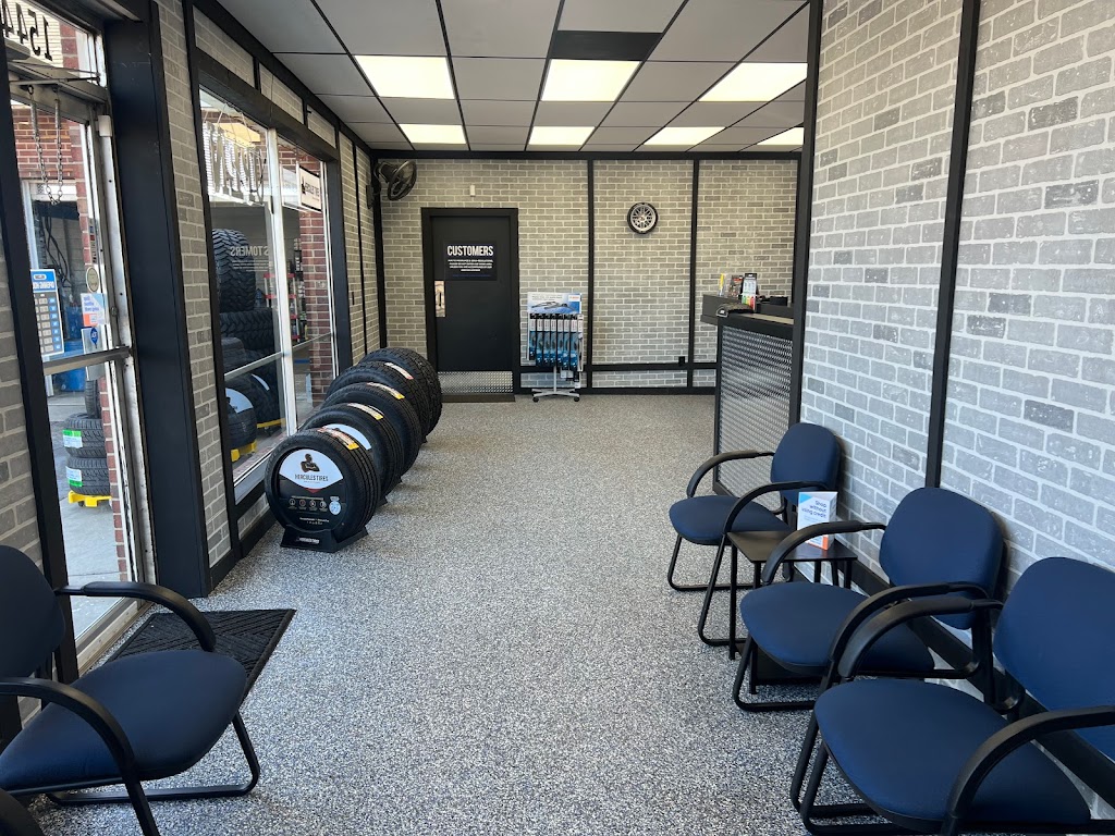 Dearborn Tire | 15441 Warren Ave, Dearborn, MI 48126, USA | Phone: (313) 846-1000