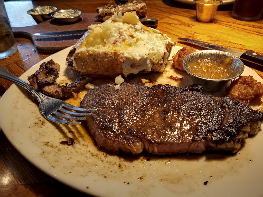 Outback Steakhouse | 233 Ridge Rd S, Wichita, KS 67209, USA | Phone: (316) 773-5900