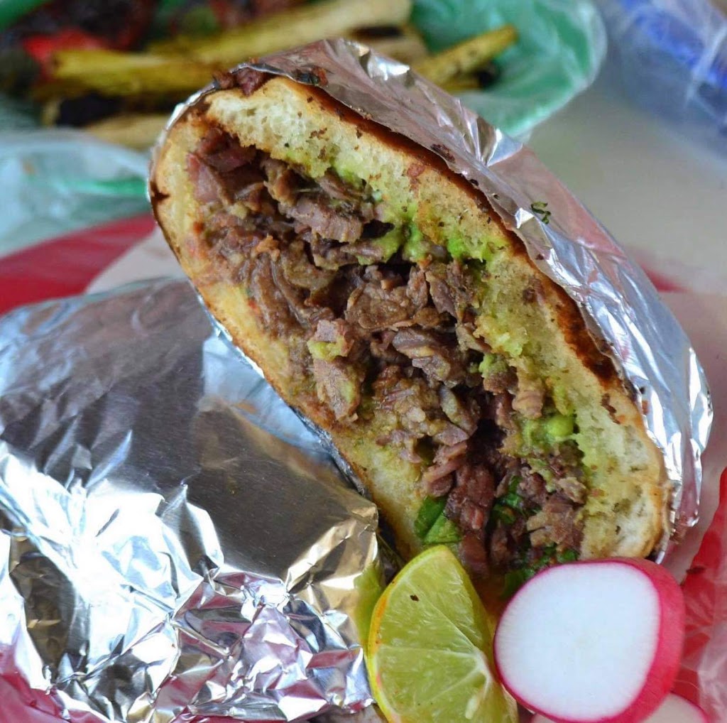 Taquería Las Brasas | Blvd. el Rosario 10941, Porticos De San Antonio, 22666 Tijuana, B.C., Mexico | Phone: 664 119 3083